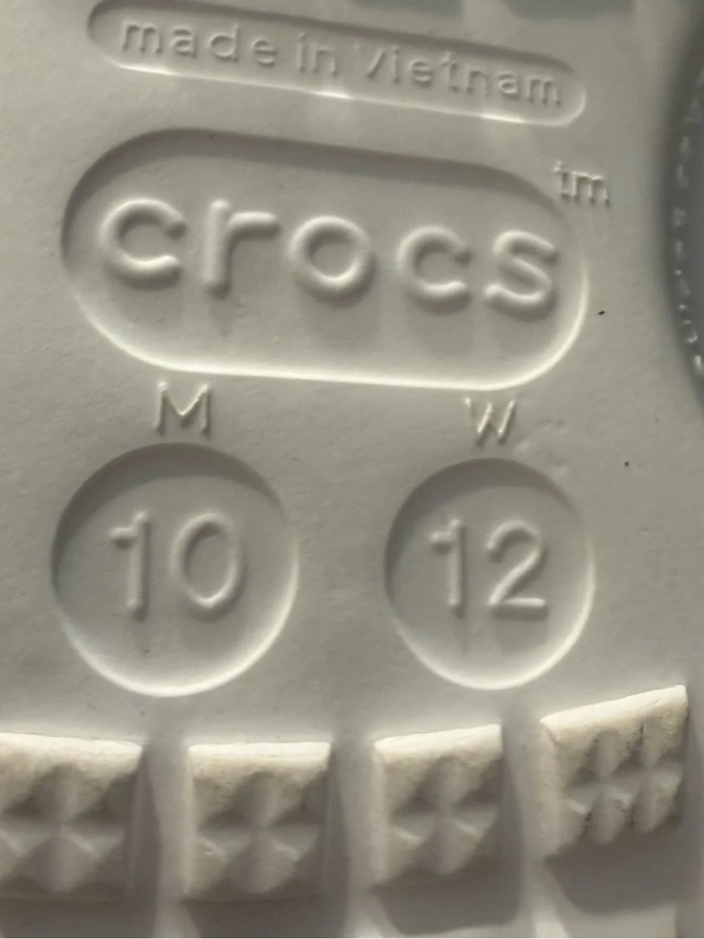 CROCS lightweight clogs